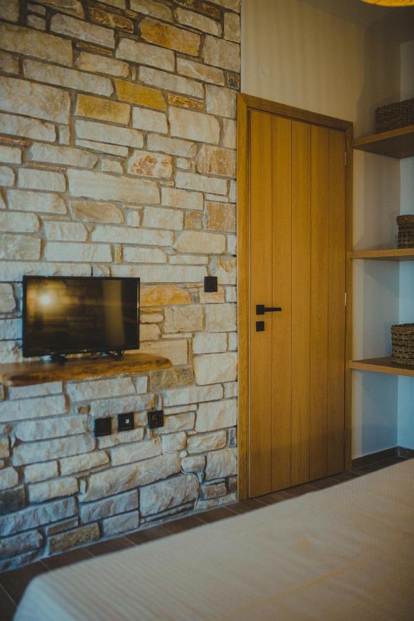 Peri Elxis Luxury Suites Mouresi Exterior foto