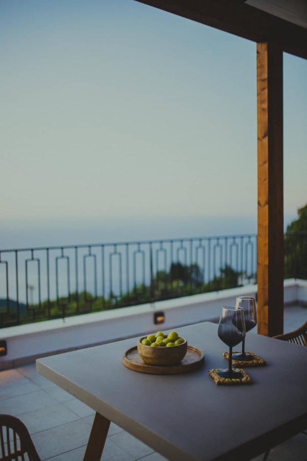 Peri Elxis Luxury Suites Mouresi Exterior foto